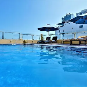 Apartahotel Richico And
